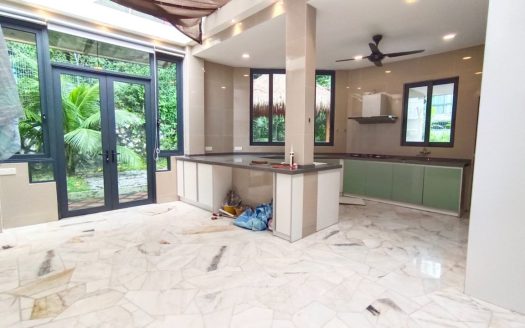 FREEHOLD 2-Storey Bungalow