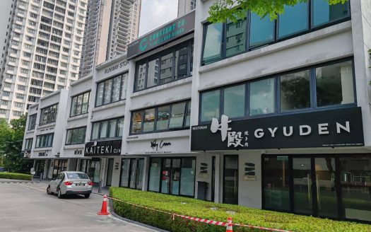Condominium The Hub